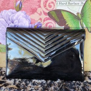 Sassy Vintage Black Patent Leather Mirror Clutch